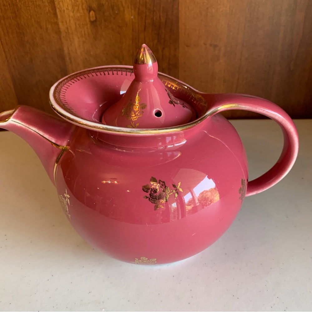 Vintage Hall Windshield Style 6 Cup Tea Pot 0694 Mauve Gold Trim